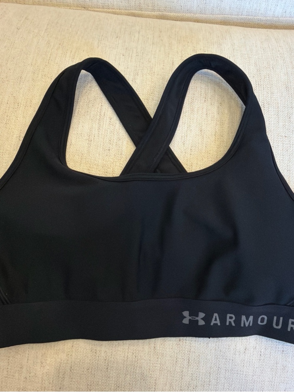 Under Armour Black Cross-Back Sports Bra
